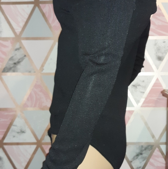 Nasty Gal Black off the shoulder bodysuit - Picture 8 of 14